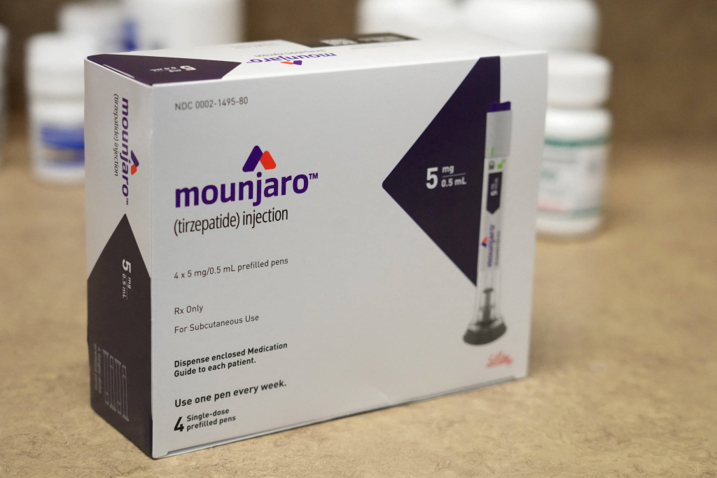 photo0 Mounjaro 5mg Tirzepatide Injection Pen Buy Mounjaro 5mg UK Mounjaro 5mg Weight Loss Pen Tirzepatide 5mg Weekly Injection Mounjaro UK Weight Management Treatment